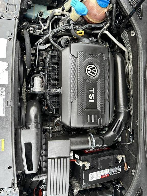 Used 2015 Volkswagen Passat 1.8T SEL Premium FWD image 50