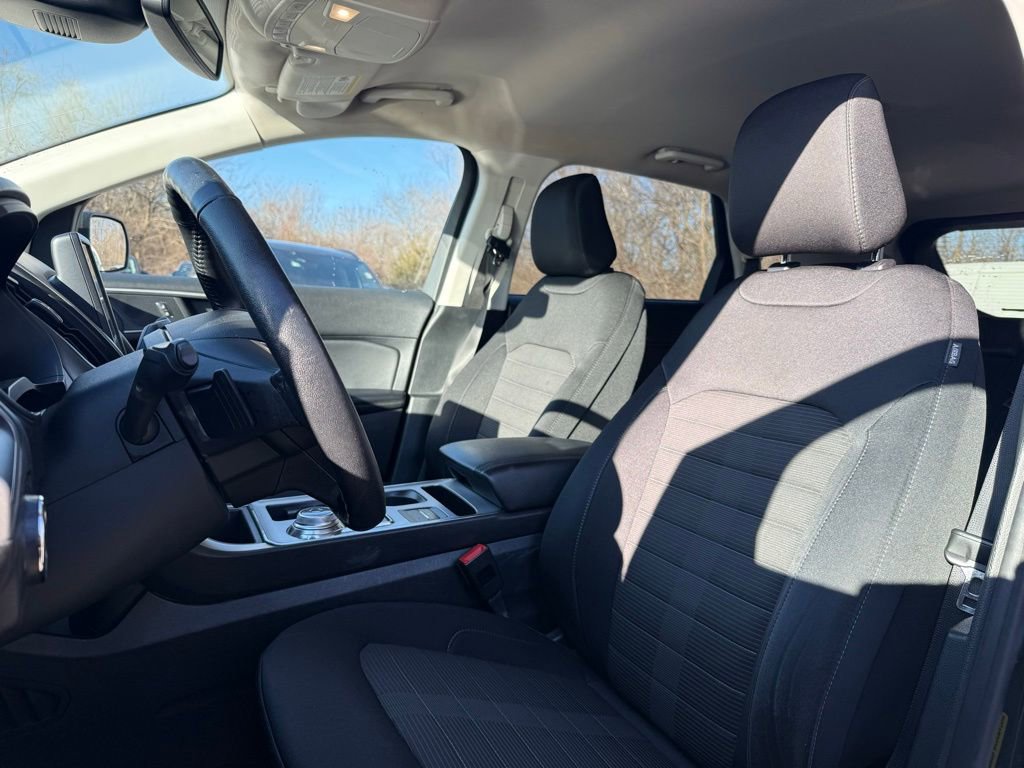 Used 2022 Ford Edge SEL w/ Convenience Package image 8