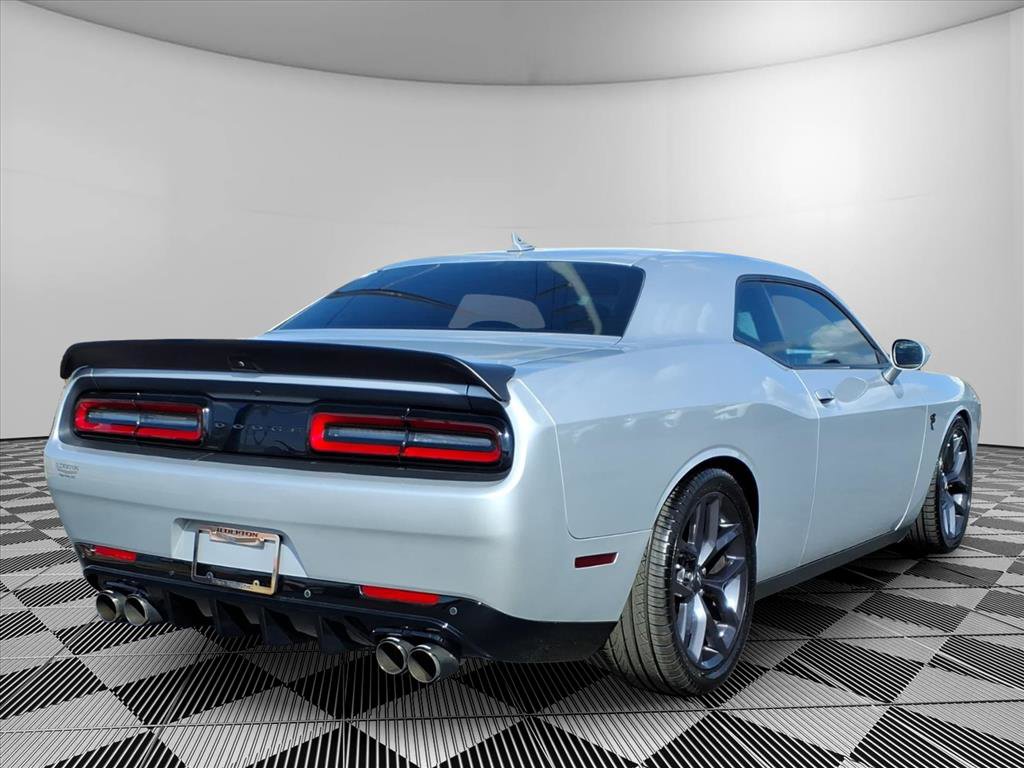 Used 2023 Dodge Challenger R/T w/ Blacktop Package image 7