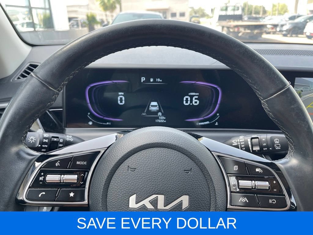 Used 2025 Kia Seltos S FWD image 8