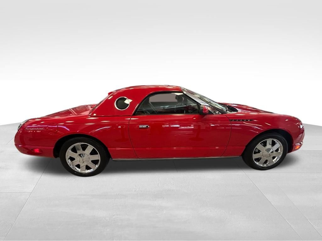 Used 2002 Ford Thunderbird video 2
