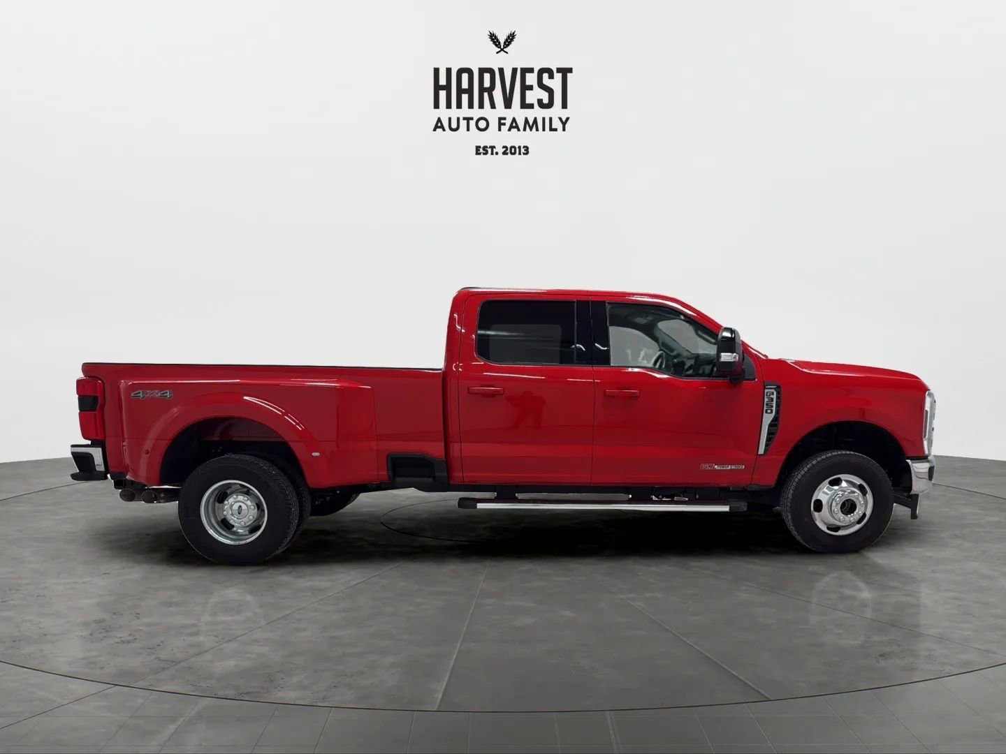 Used 2024 Ford F350 Lariat image 8