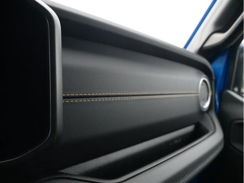 New 2025 Jeep Gladiator Sport image 19