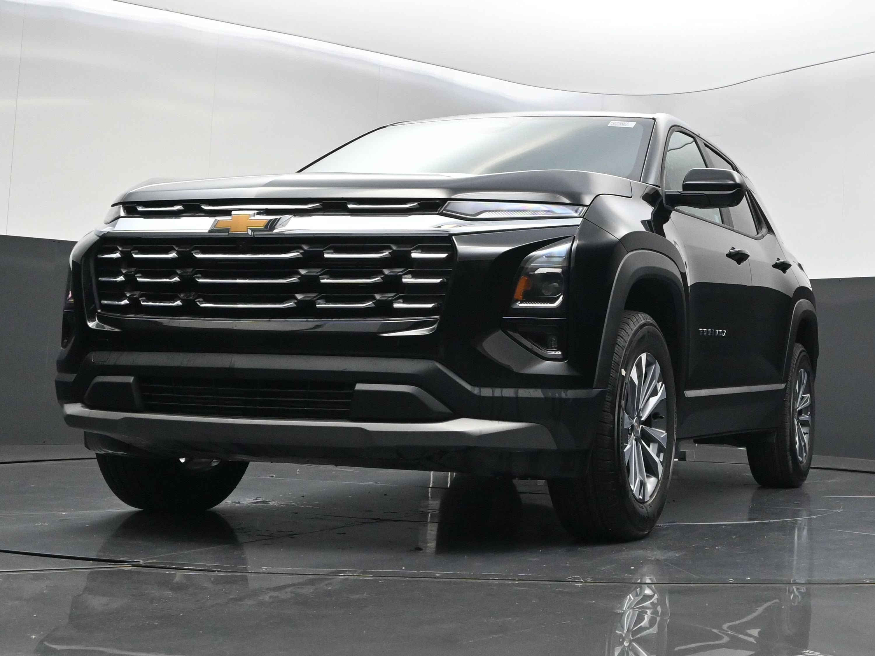 New 2027 Chevrolet Equinox LT w/ Convenience Package II FWD image 42