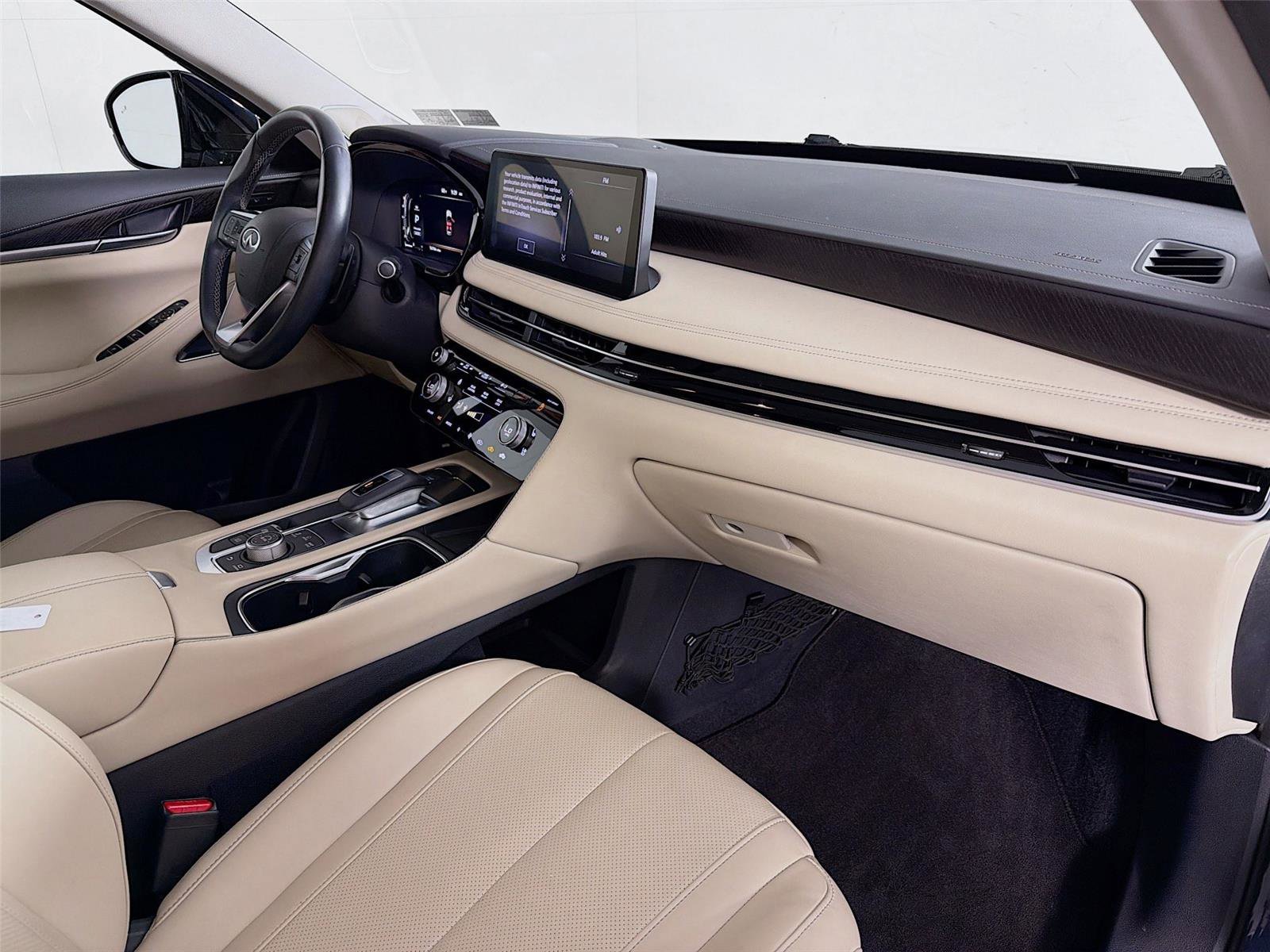 Used 2022 INFINITI QX60 Sensory w/ Vision Package AWD/4WD image 32