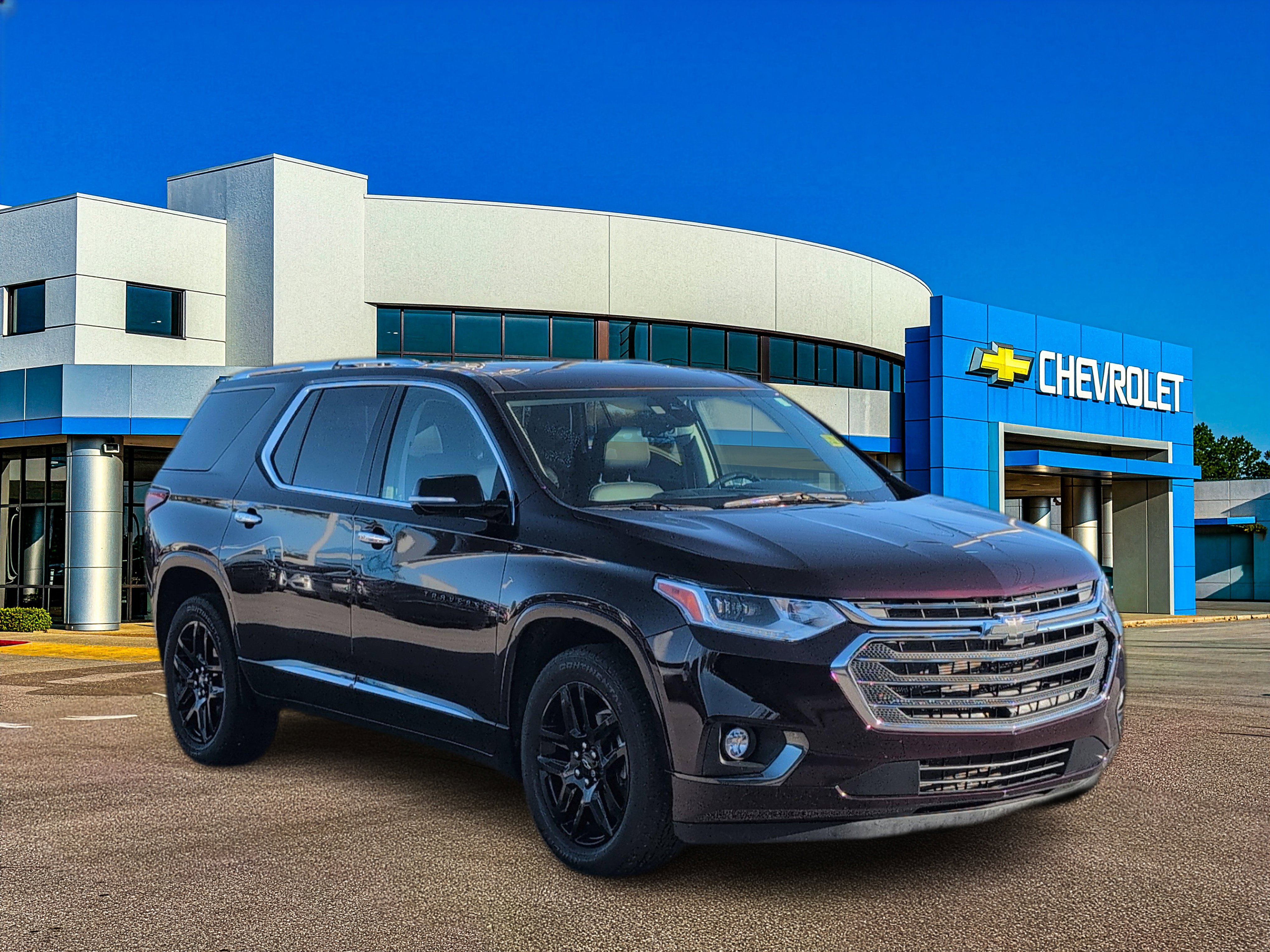 Used 2020 Chevrolet Traverse Premier w/ LPO, Blackout Package image 9