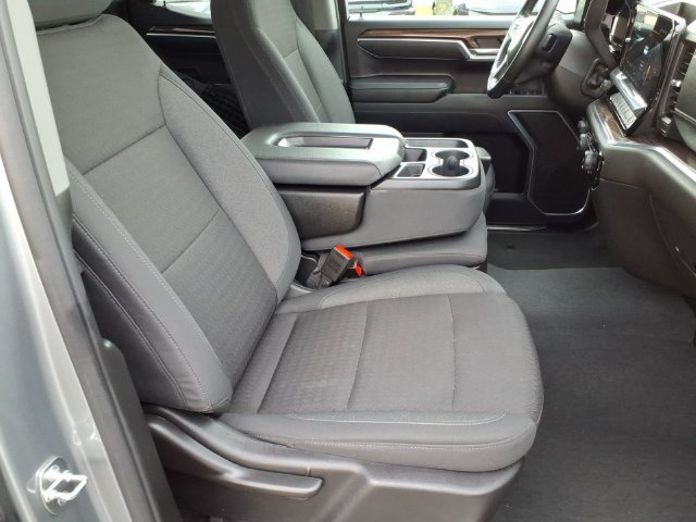 Used 2024 Chevrolet Silverado 1500 RST w/ Protection Package AWD/4WD image 26