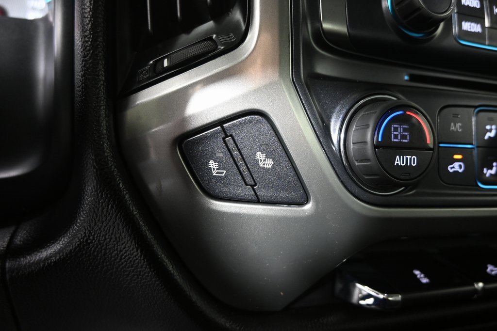 Used 2018 Chevrolet Silverado 1500 LT w/ All Star Edition image 30