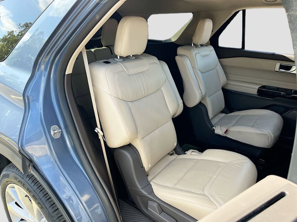 Used 2021 Ford Explorer Platinum w/ Equipment Group 601A image 29