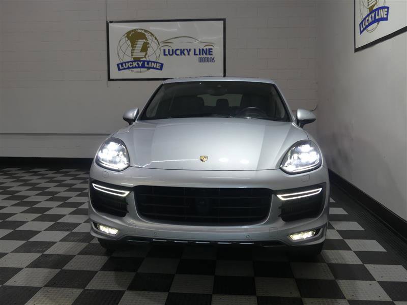 Used 2017 Porsche Cayenne GTS AWD/4WD image 2