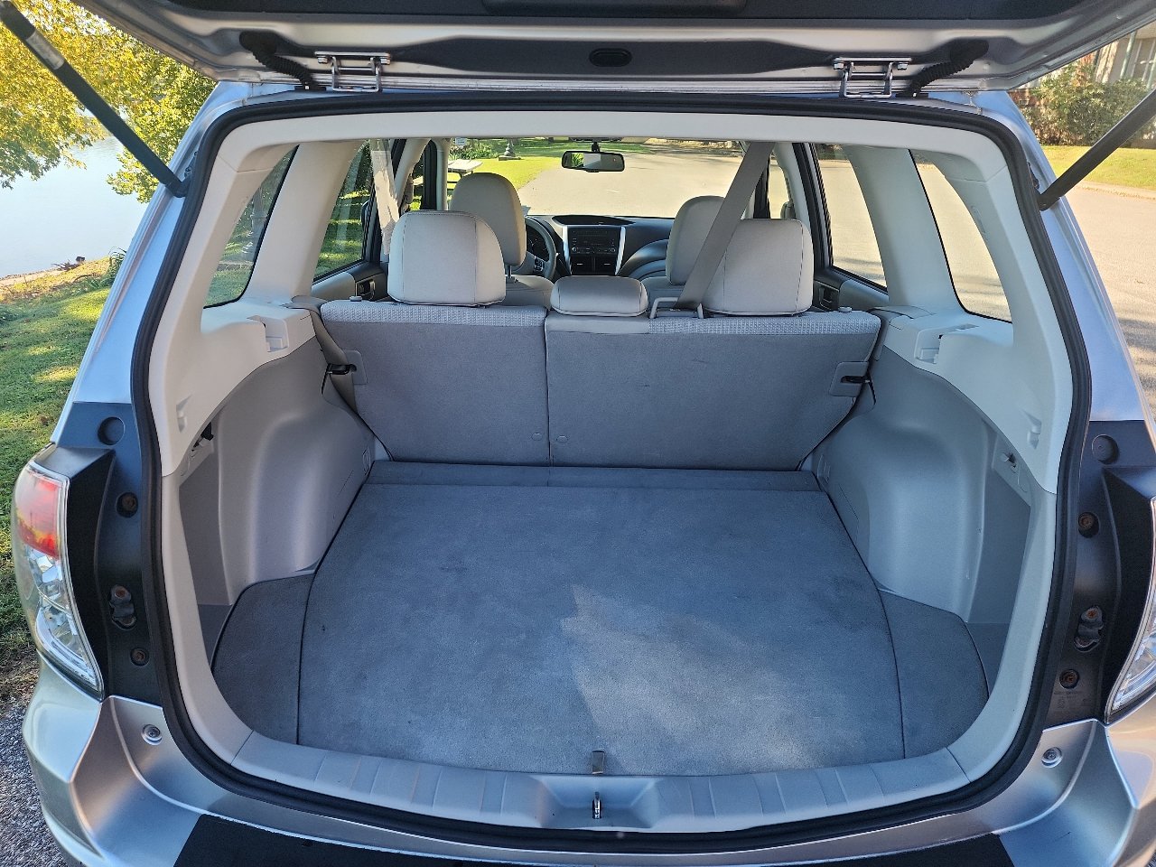 Used 2011 Subaru Forester 2.5X image 11