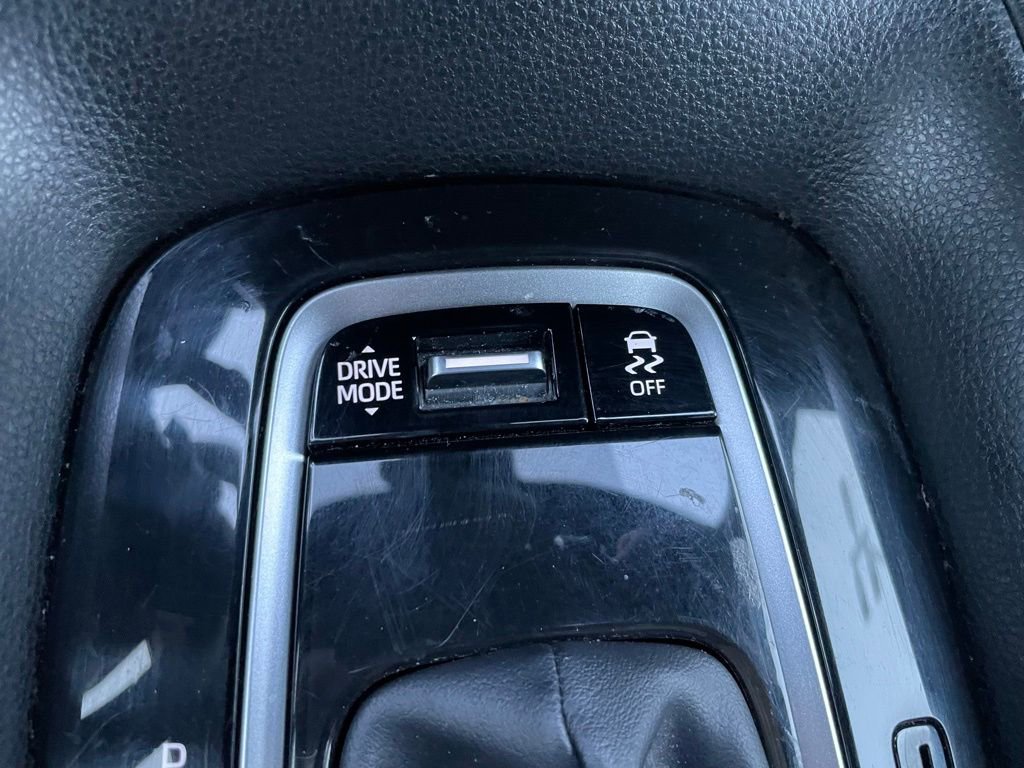 Used 2024 Toyota Corolla XSE FWD image 14