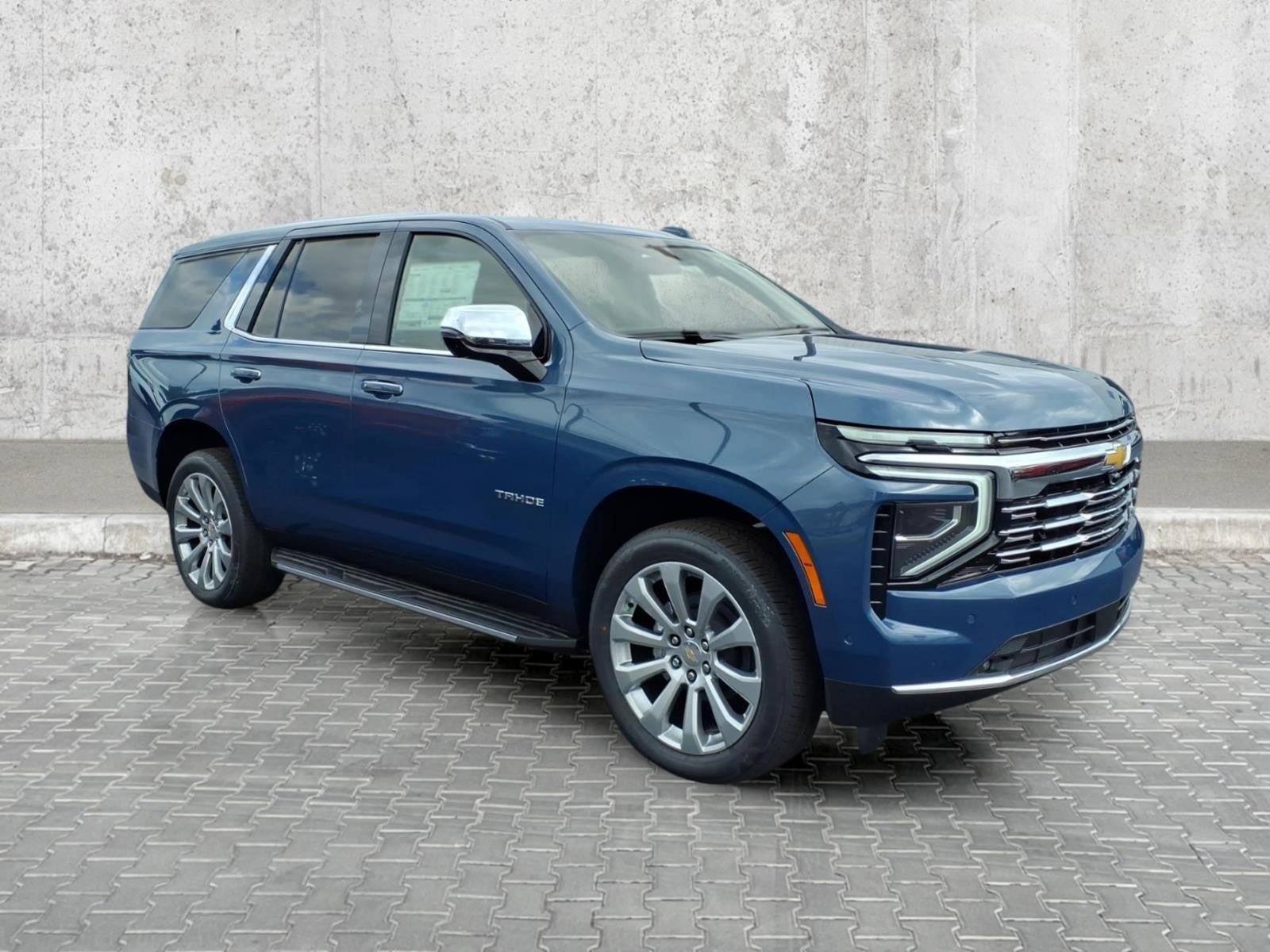 New 2026 Chevrolet Tahoe Premier w/ Sun And Tow Package AWD/4WD image 2