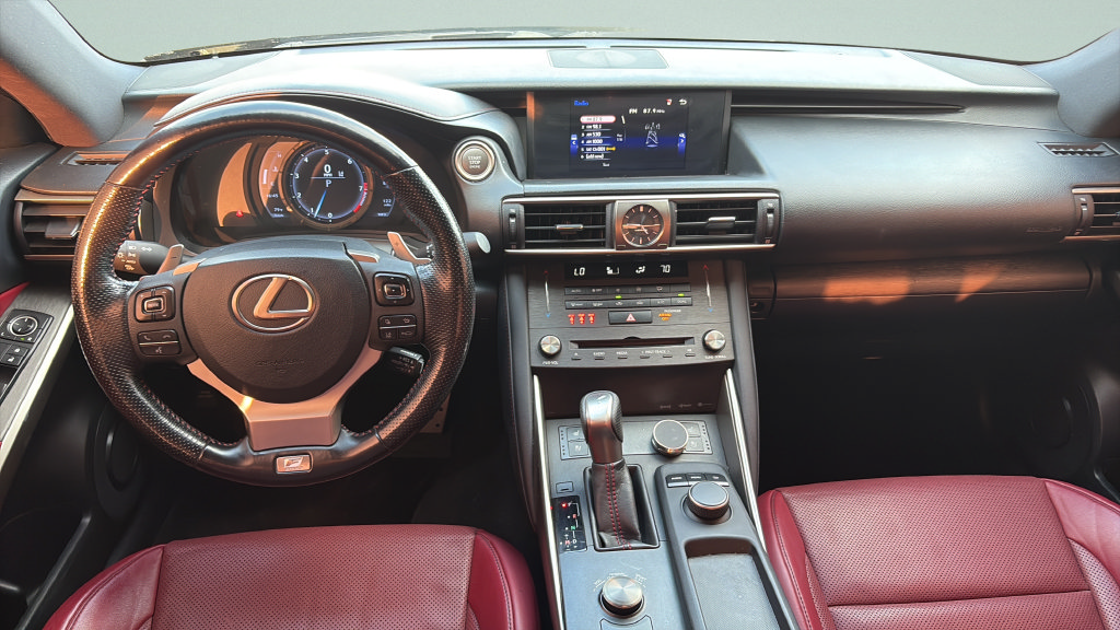 Used 2020 Lexus IS 350 F Sport w/ F Sport Package AWD/4WD image 22