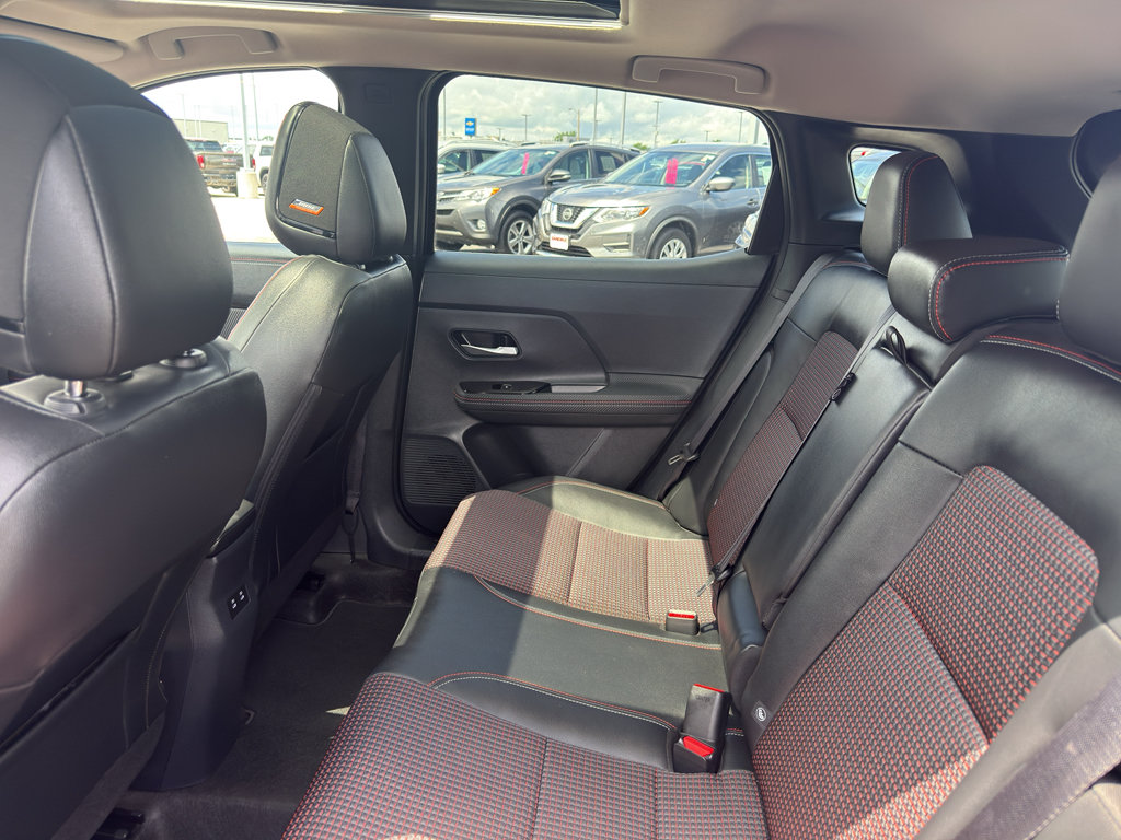Certified 2025 Nissan Kicks SR w/ SR Premium Package AWD/4WD image 33