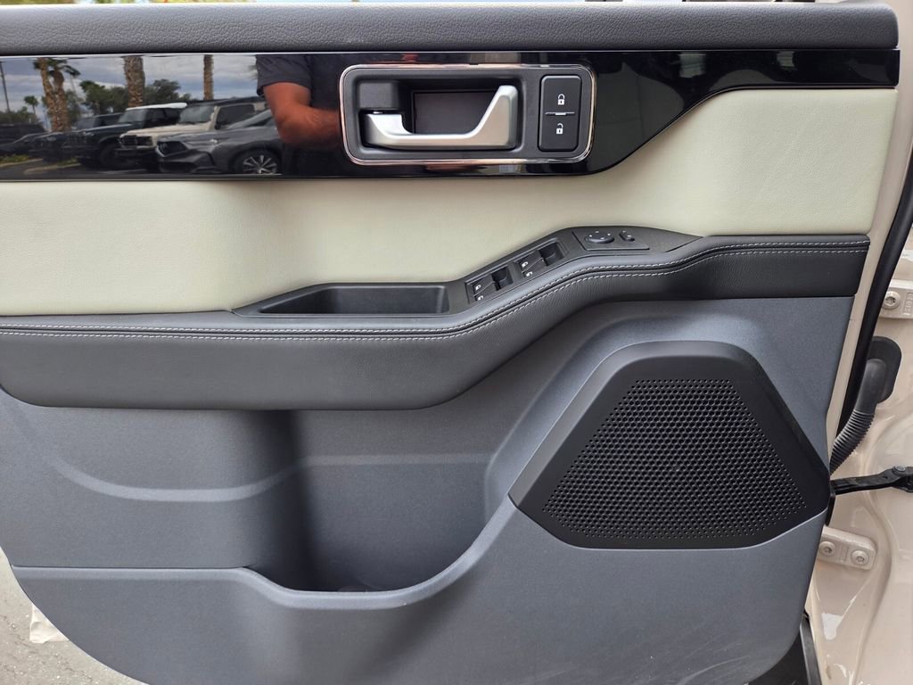 New 2025 INEOS Grenadier image 18