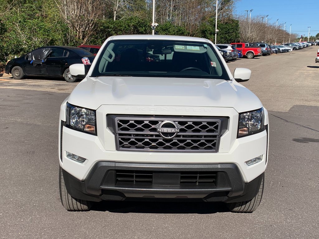 Used 2024 Nissan Frontier SV w/ SV Convenience Package image 3