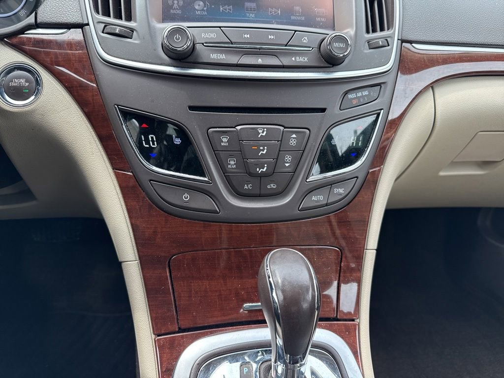 Used 2016 Buick Regal Premium FWD image 18