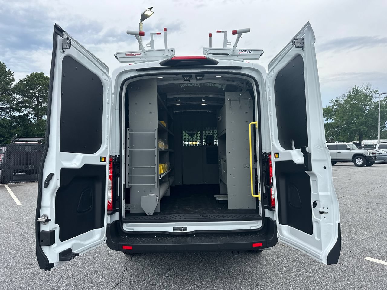 New 2026 Ford Transit 250 148 Medium Roof w/ Load Area Protection Package RWD image 2