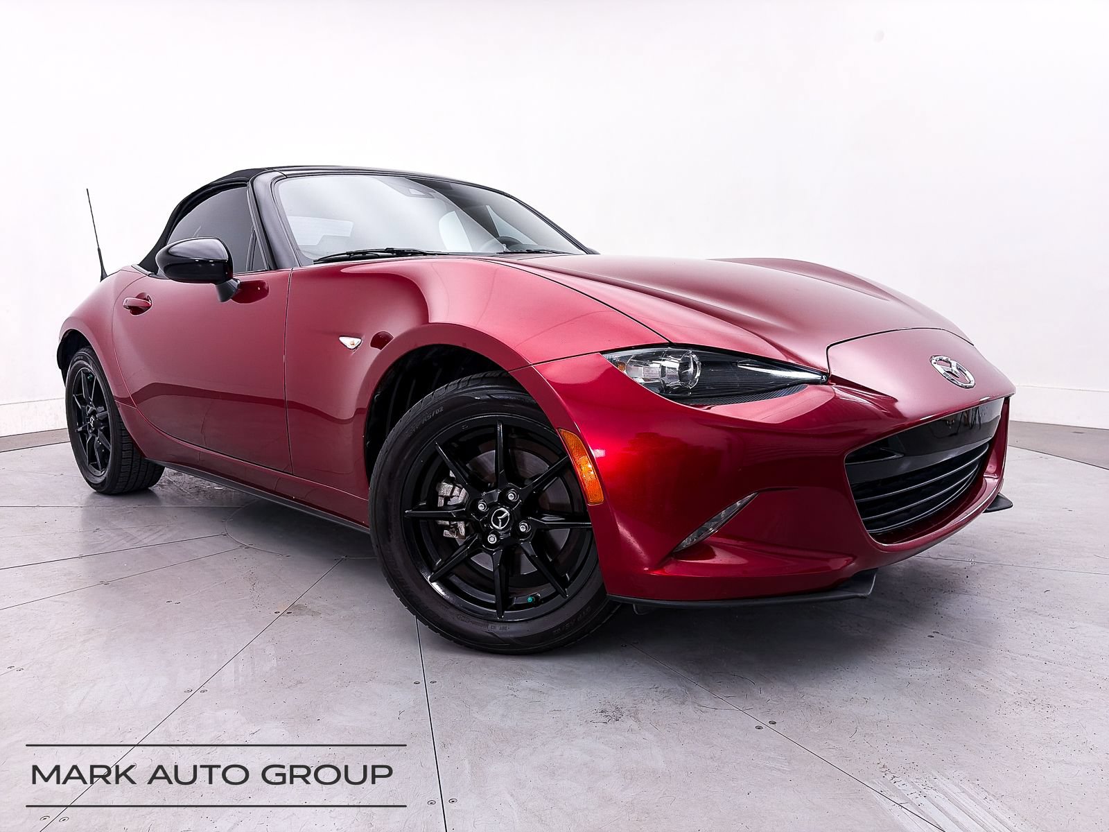 Used 2021 MAZDA MX-5 Miata Sport RWD image 1