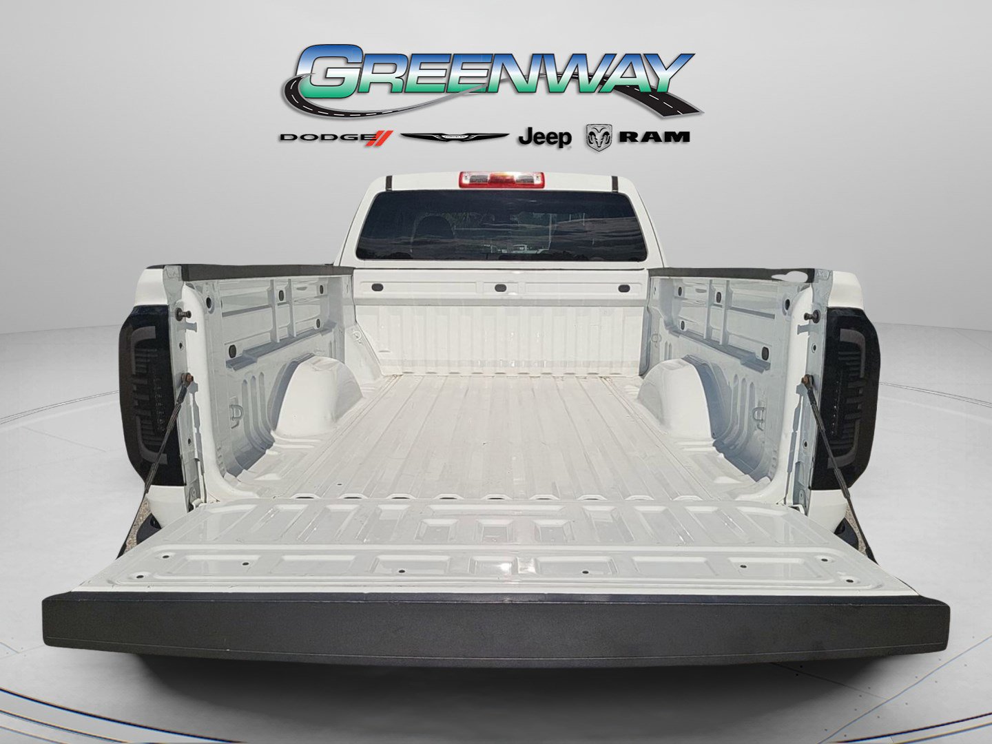 Used 2019 Chevrolet Colorado W/T w/ WT Convenience Package RWD image 6
