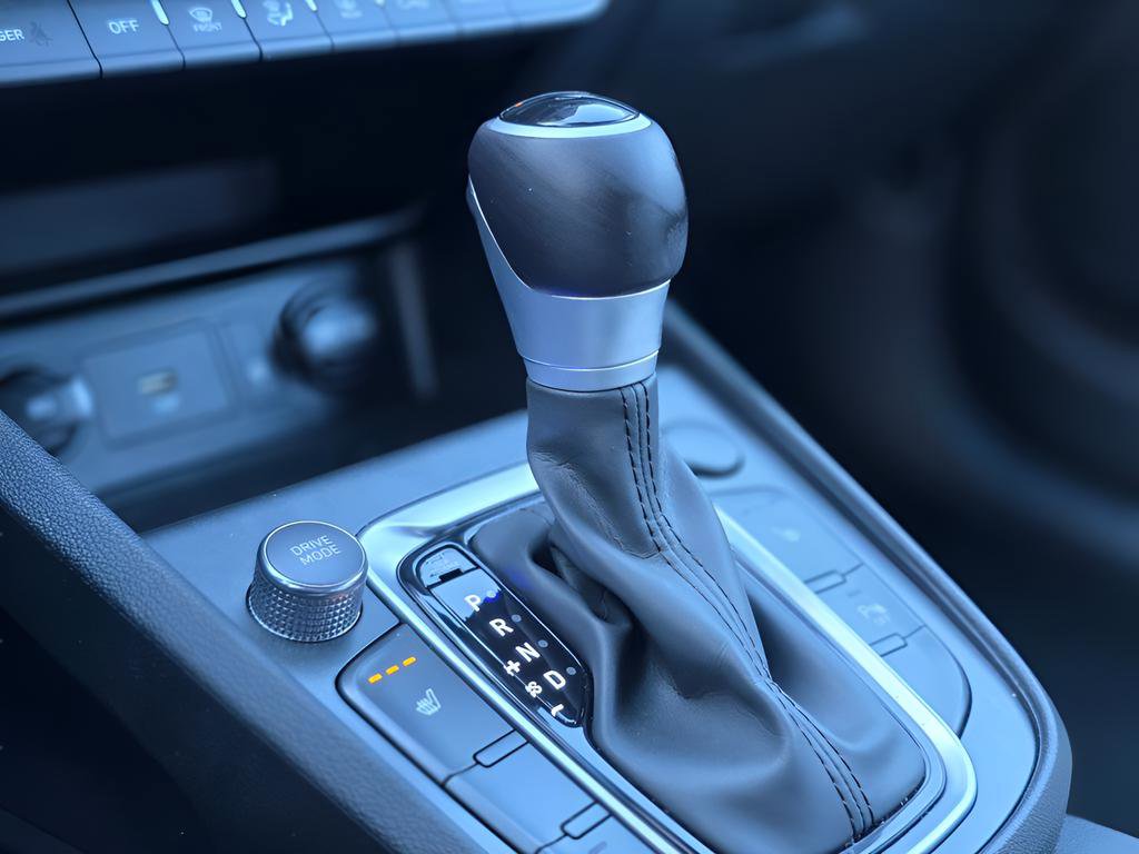 Used 2022 Hyundai Kona Limited FWD image 35