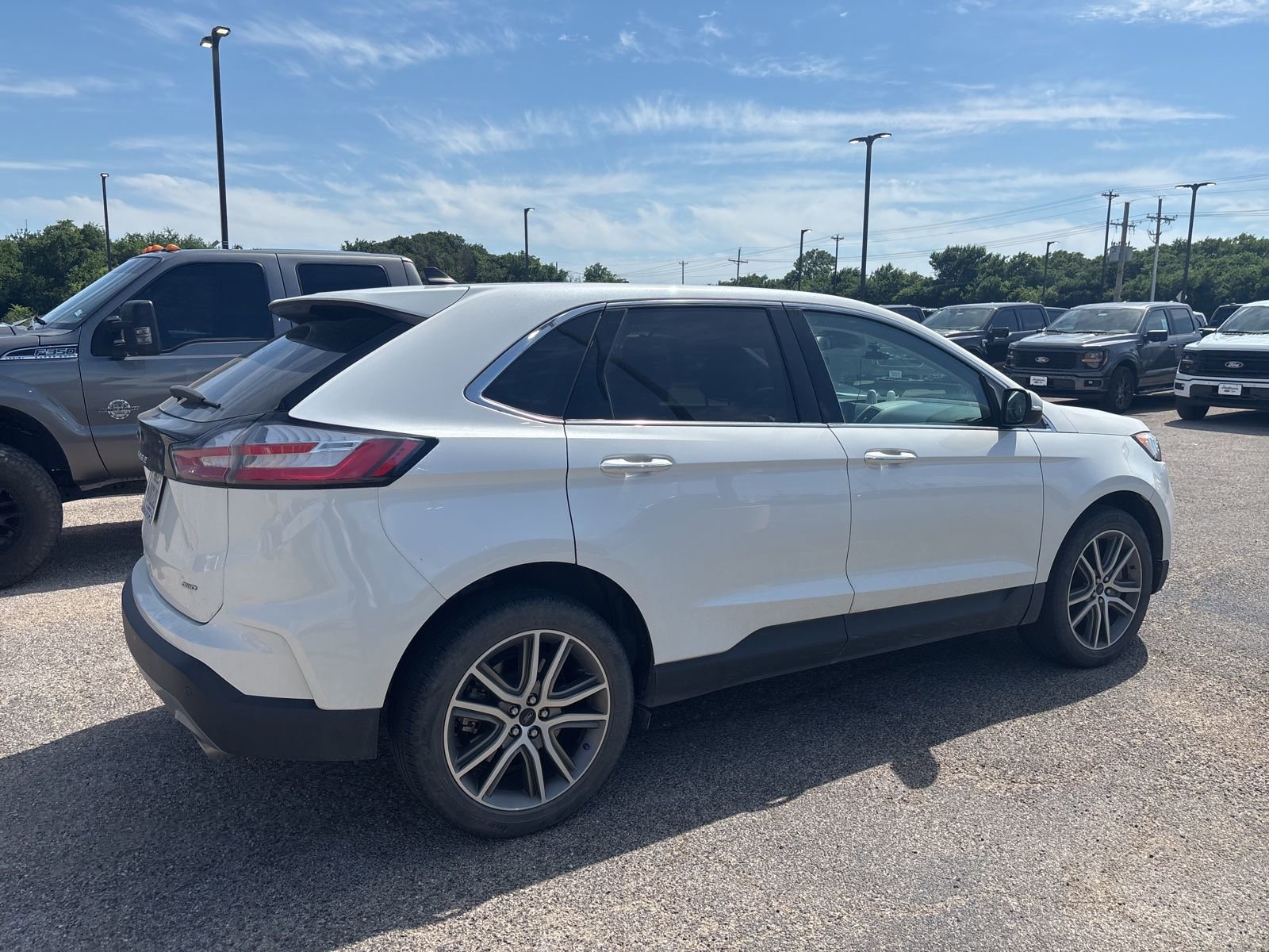 Used 2023 Ford Edge Titanium AWD/4WD image 5