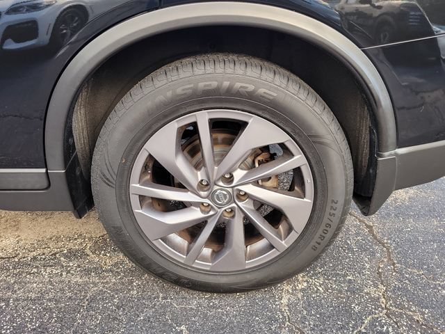 Used 2016 Nissan Rogue SL w/ SL Premium Package FWD image 6
