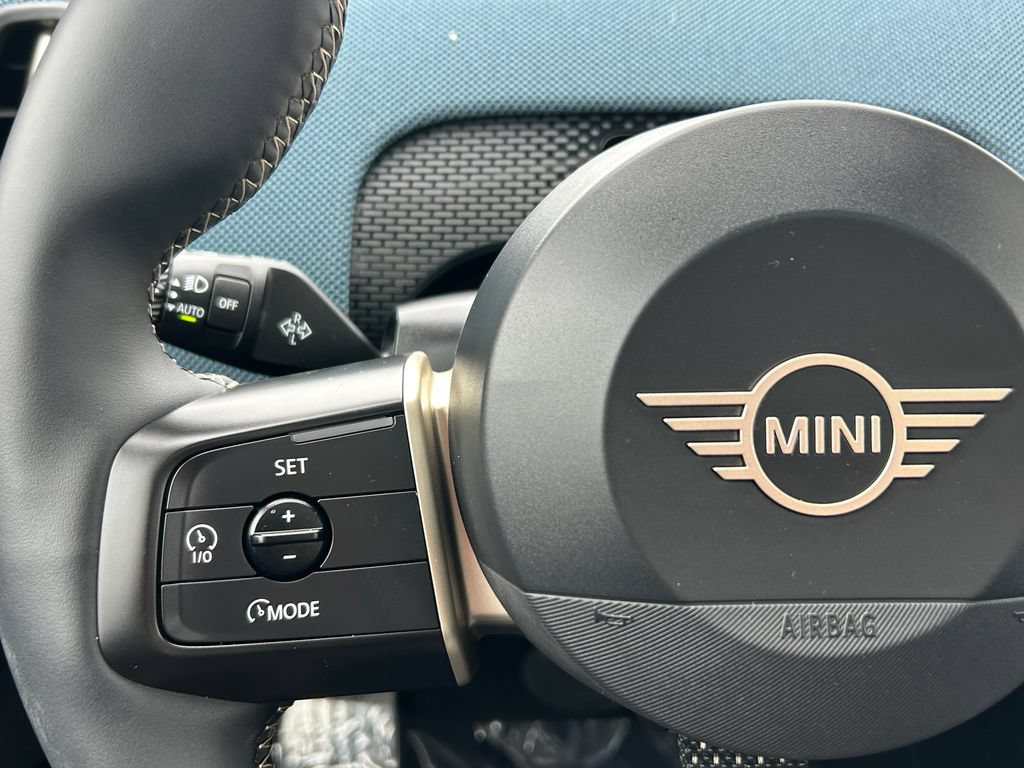Used 2025 MINI Cooper Countryman S w/ Comfort Package Max AWD/4WD image 18