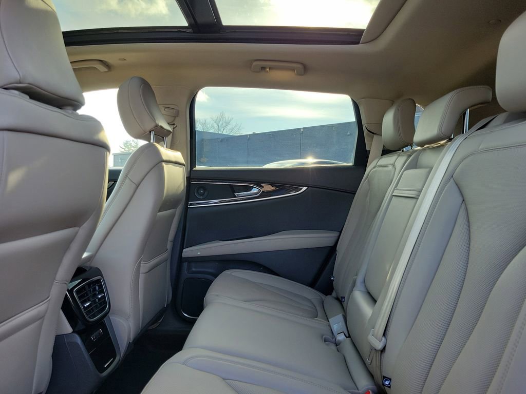 Certified 2023 Lincoln Nautilus Reserve w/ Equipment Group 201A image 13