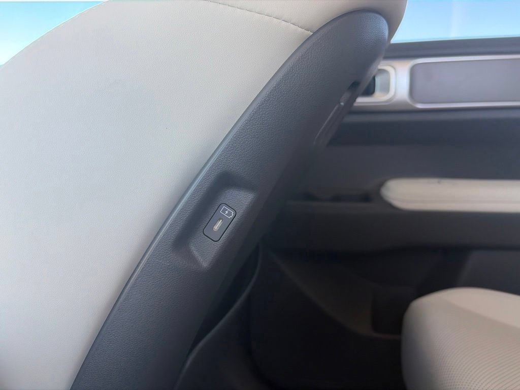 Used 2026 Hyundai Santa Fe SEL AWD/4WD image 24