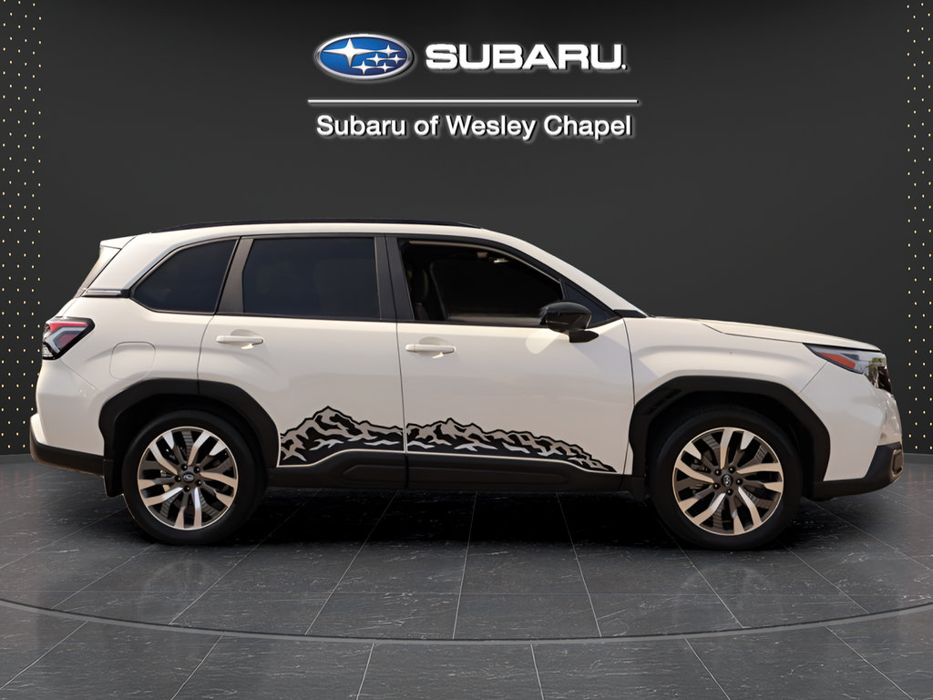 Used 2025 Subaru Forester Touring AWD/4WD image 10