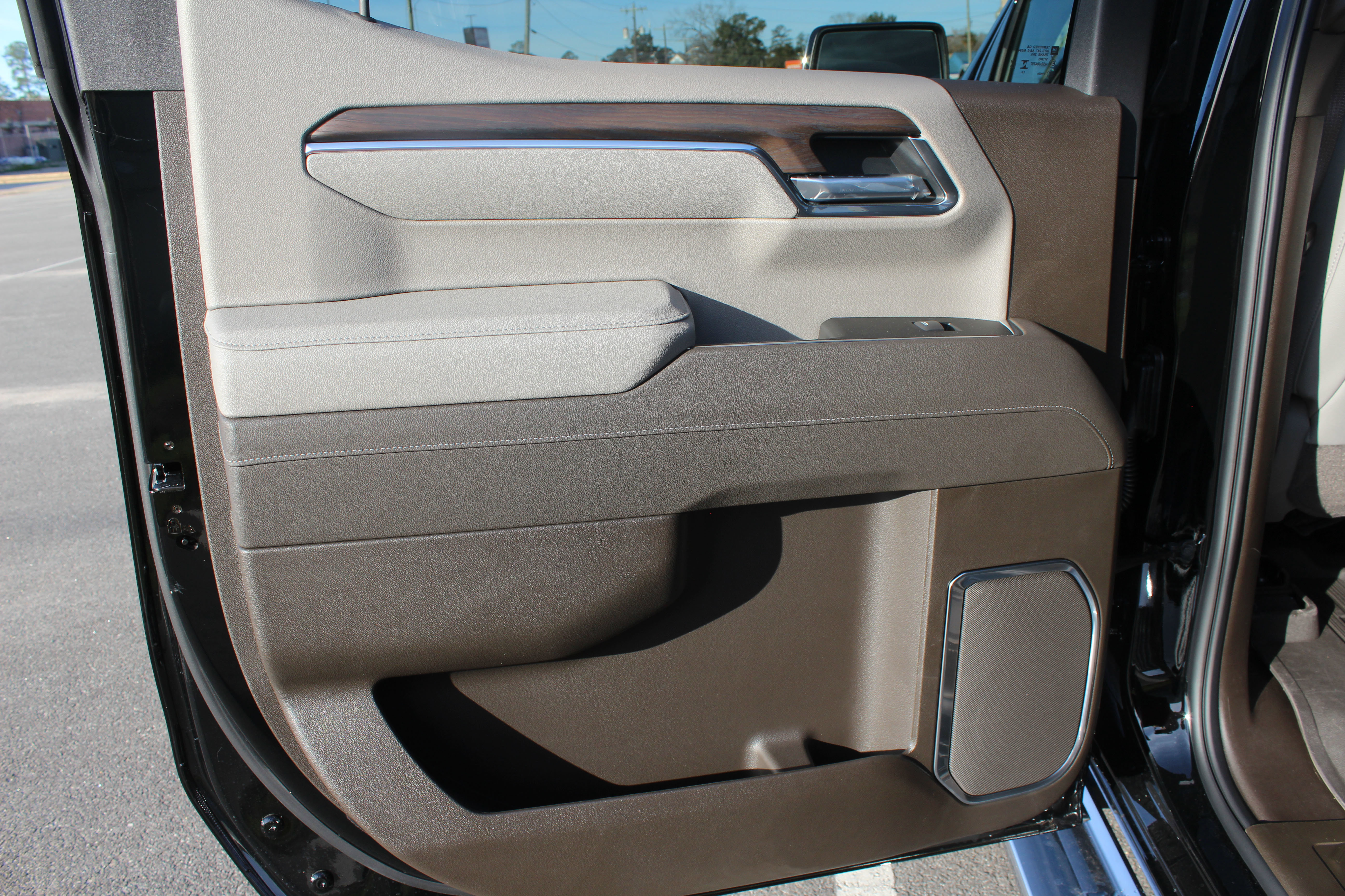 New 2026 GMC Sierra 1500 SLT w/ SLT Premium Plus Package image 48