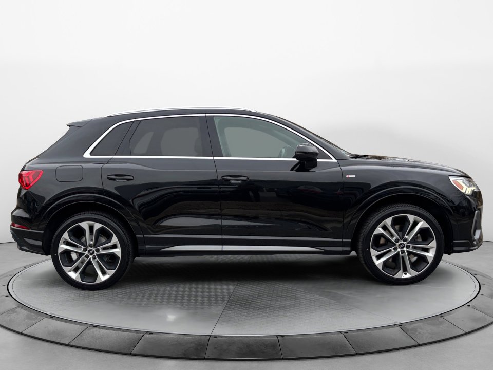 Used 2020 Audi Q3 2.0T Premium Plus w/ Premium Plus Package image 8