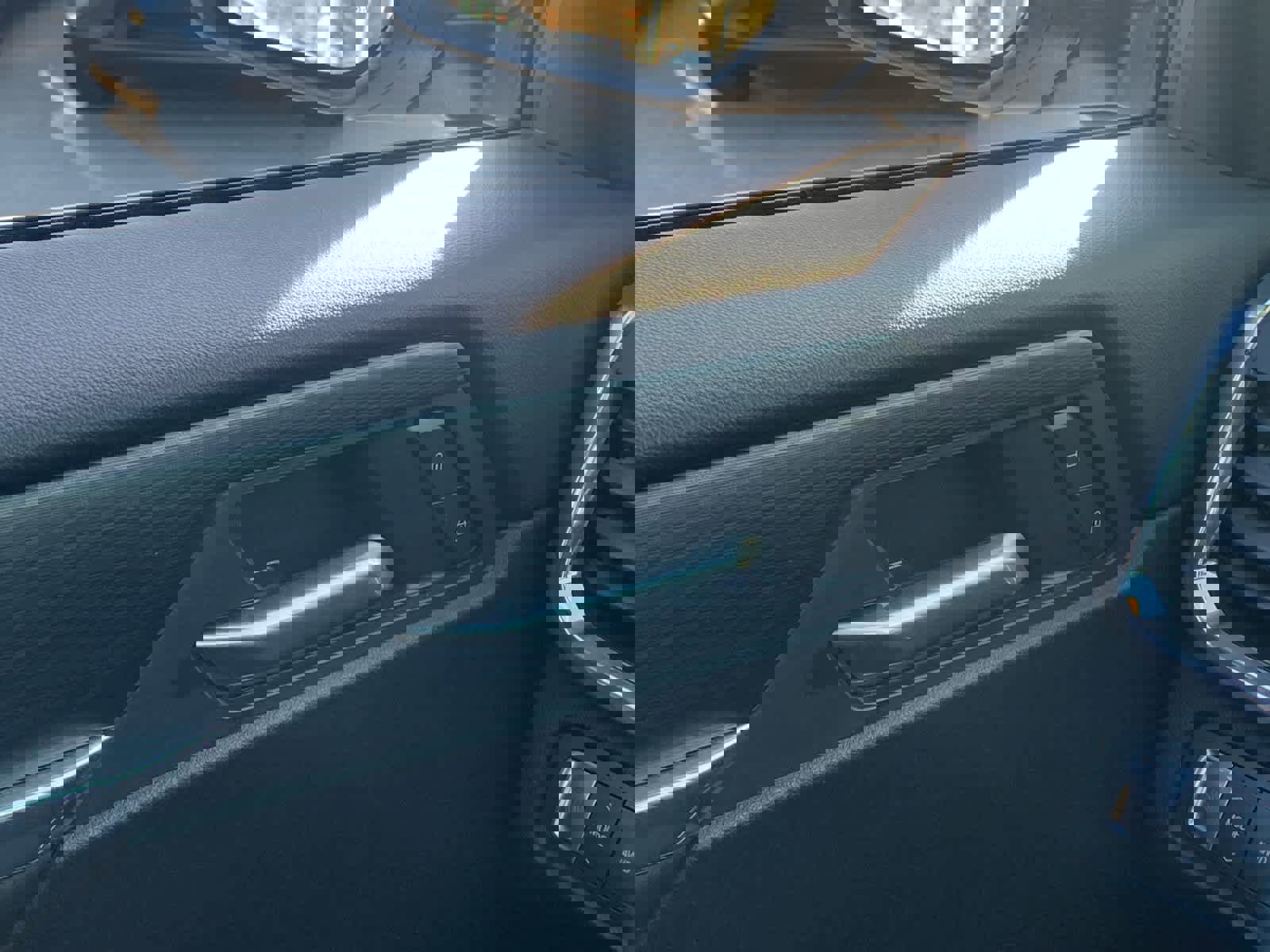 Certified 2025 GMC Acadia Elevation image 23