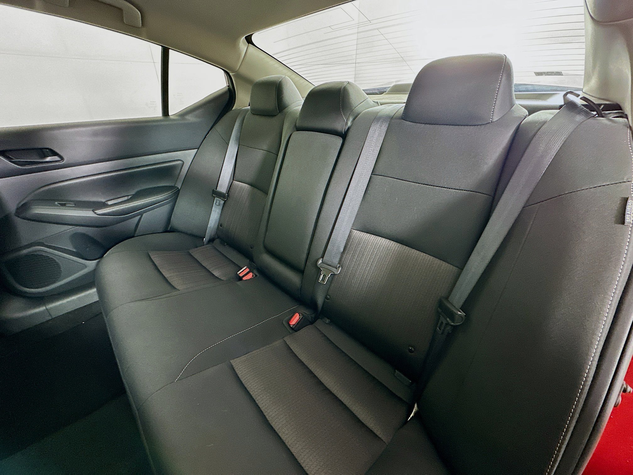 Used 2025 Nissan Altima 2.5 SV image 26