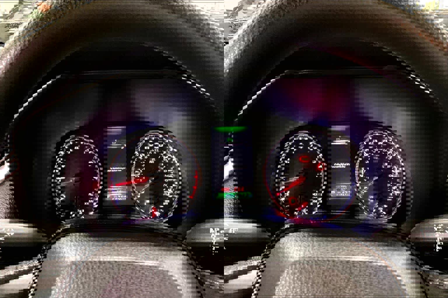 Used 2021 Toyota RAV4 LE image 26