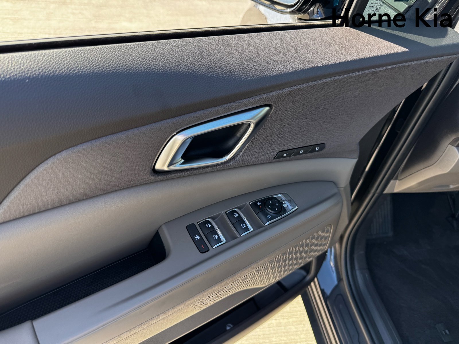 New 2026 Kia Carnival EX image 10