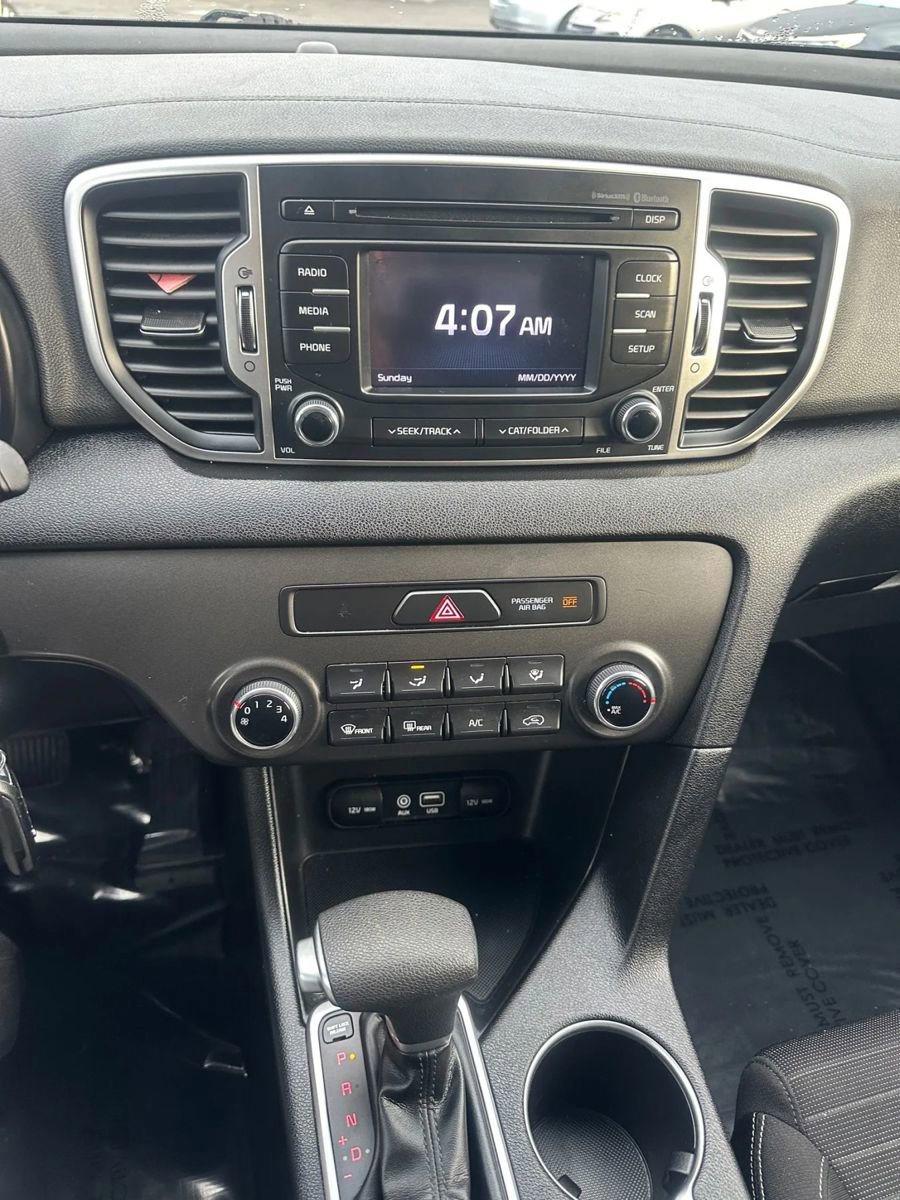 Used 2018 Kia Sportage LX image 12