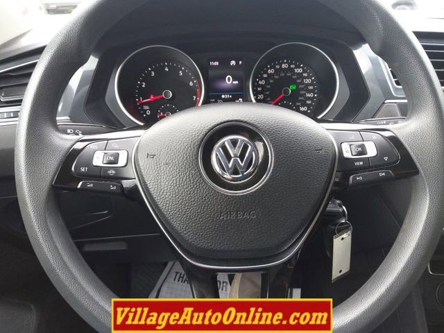Used 2019 Volkswagen Tiguan S image 38