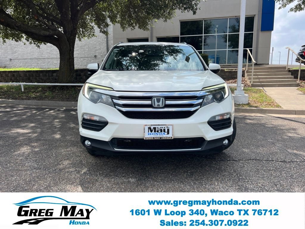 Used 2018 Honda Pilot Touring image 2