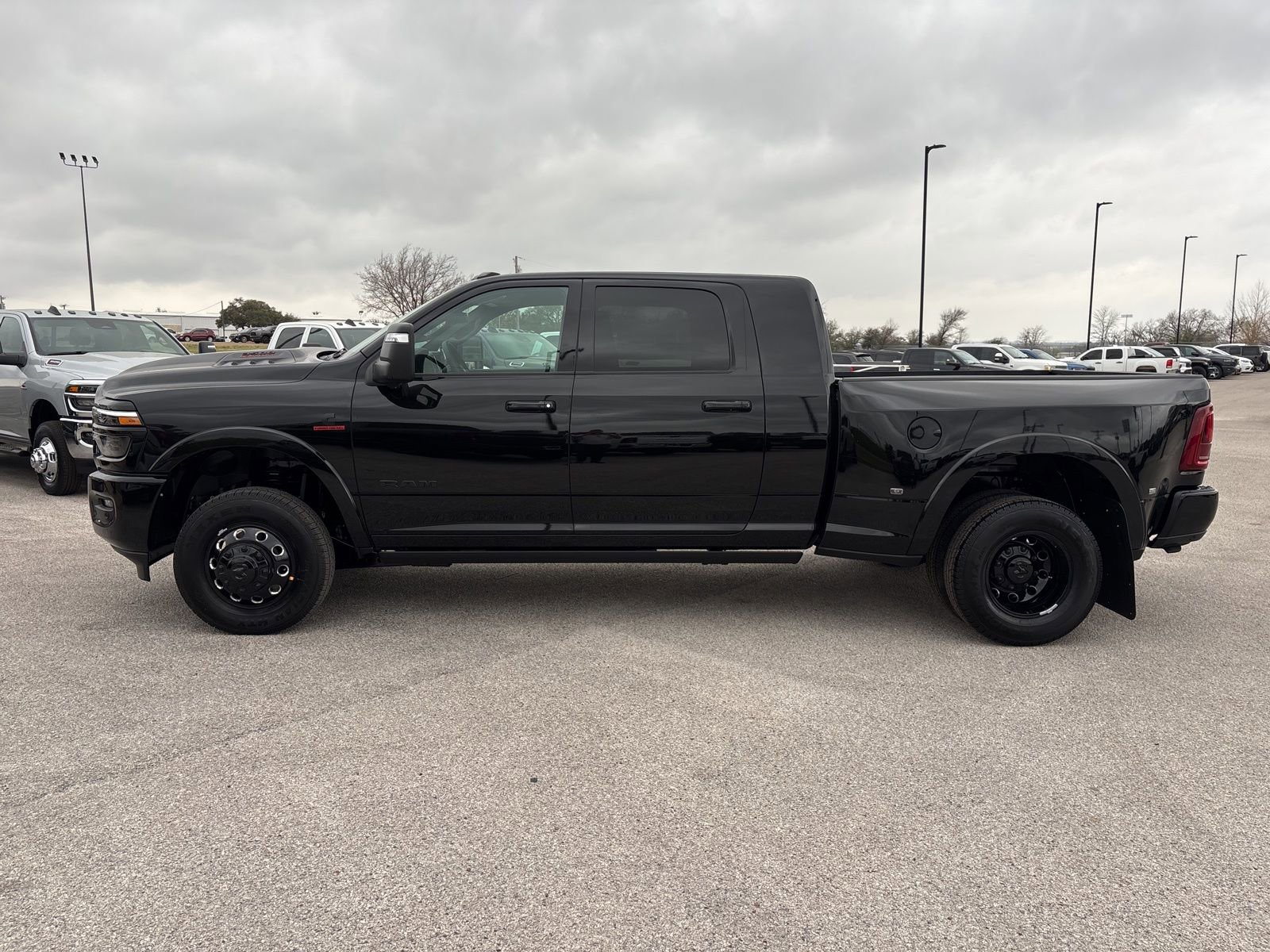 New 2026 RAM 3500 Limited image 2