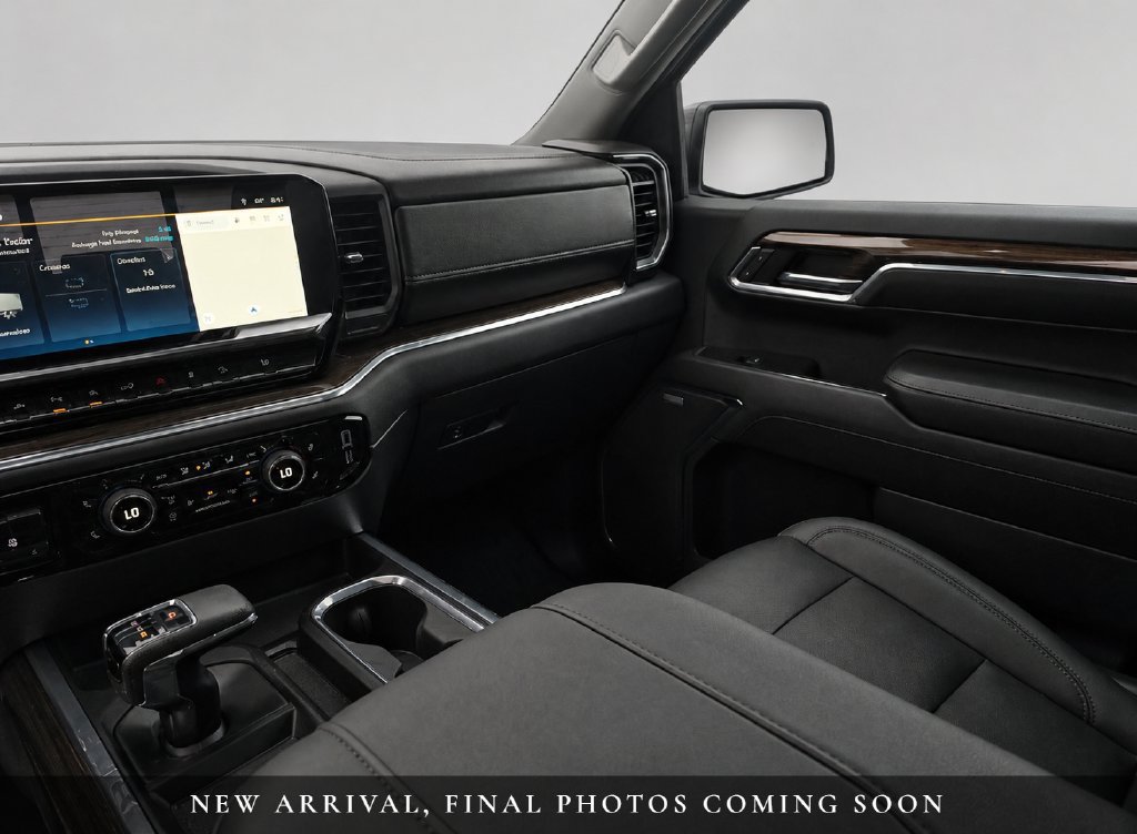 Used 2023 Chevrolet Silverado 1500 LT Trail Boss w/ LT Trail Boss Premium Package AWD/4WD image 7