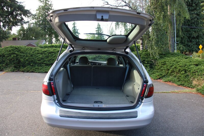 Used 2005 Ford Taurus SE FWD image 16