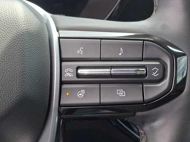 Used 2023 Chevrolet Colorado ZR2 w/ ZR2 Convenience Package III AWD/4WD image 23