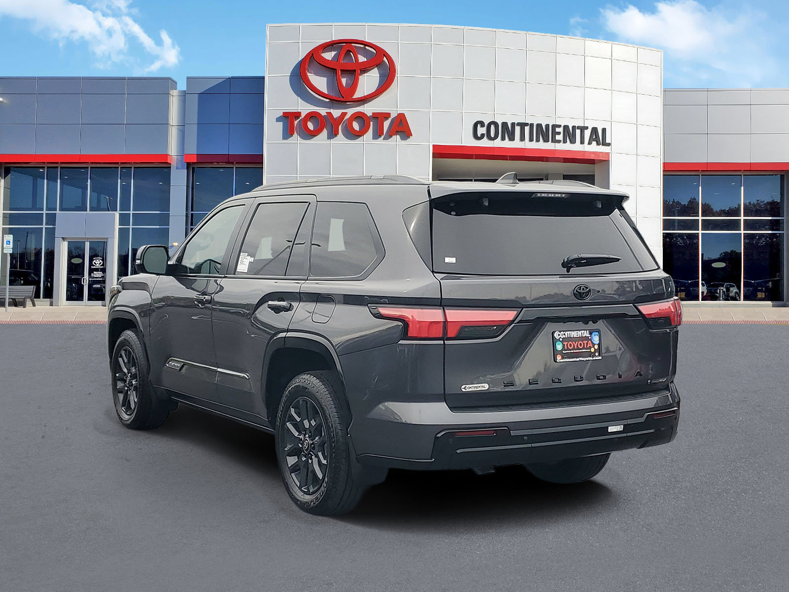 New 2026 Toyota Sequoia Platinum AWD/4WD image 4