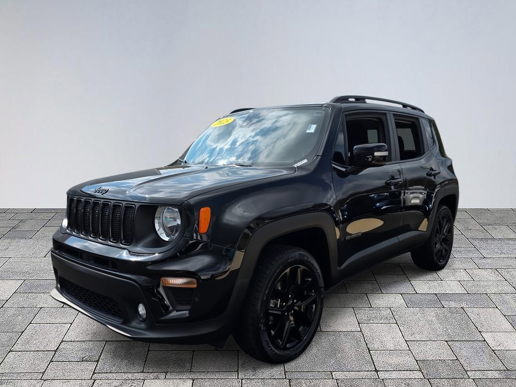 Used 2023 Jeep Renegade Altitude image 3