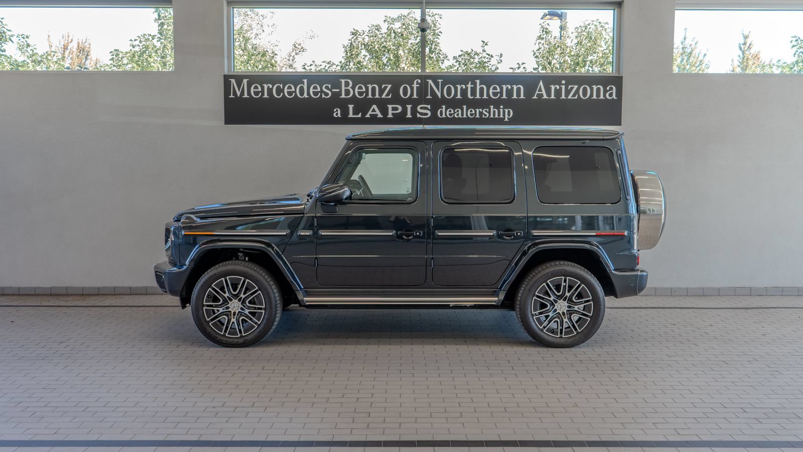 Used 2025 Mercedes-Benz G 580 w/ EQ Technology image 2