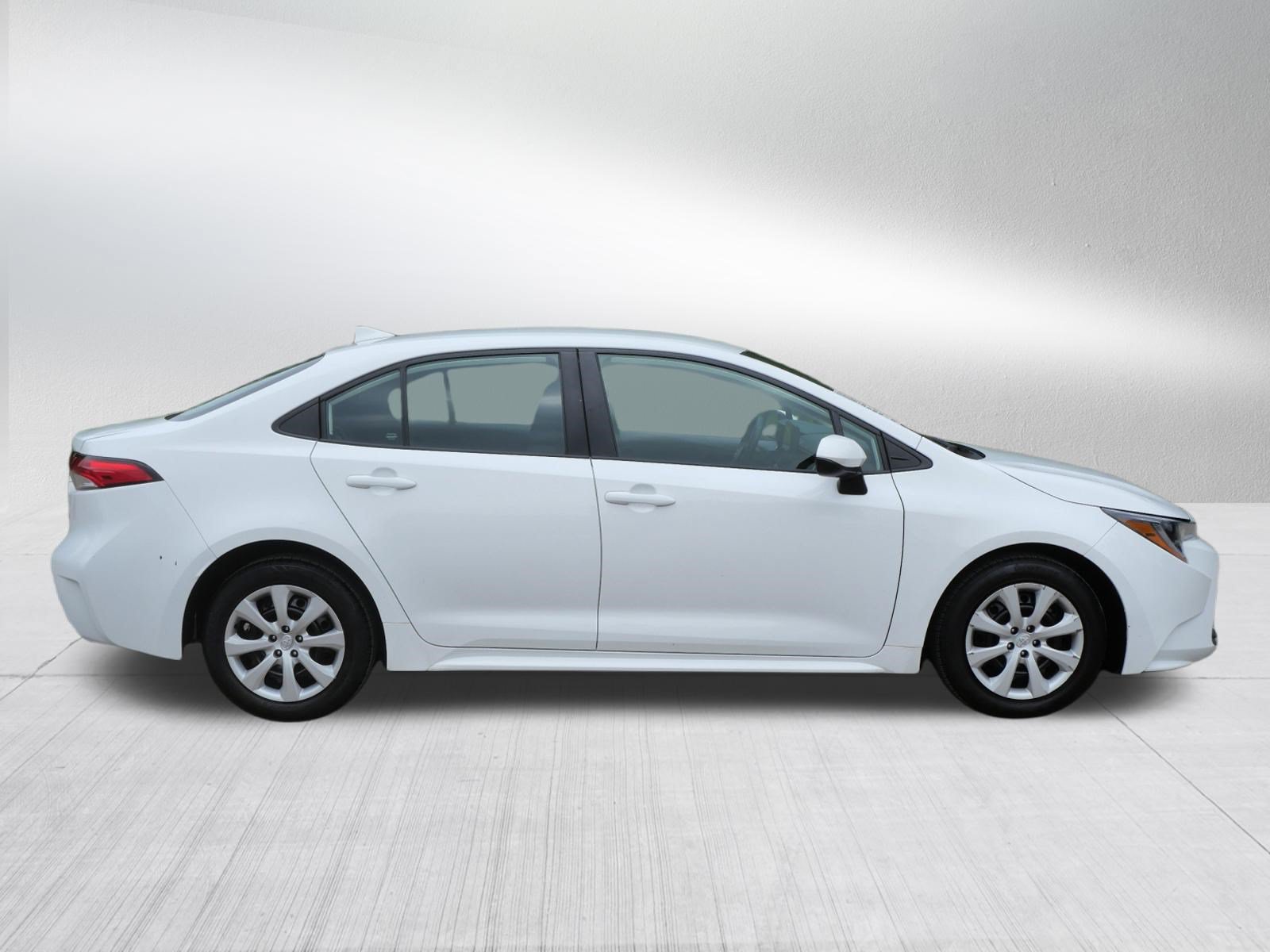 Certified 2024 Toyota Corolla LE FWD image 9