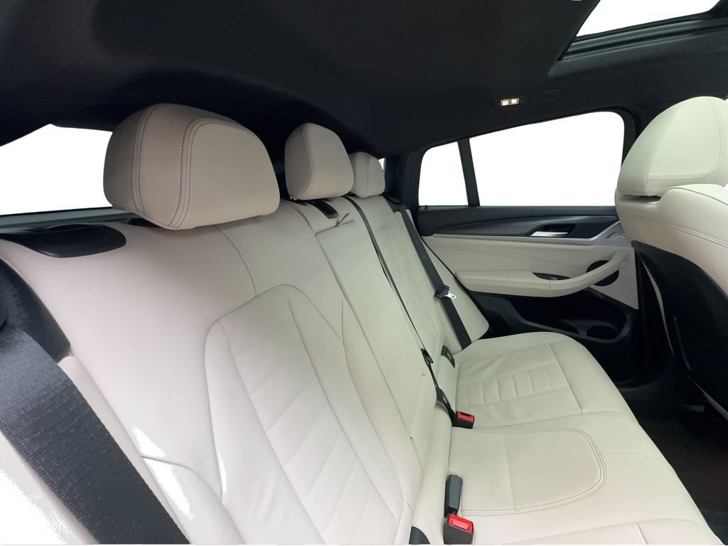 Used 2022 BMW X4 xDrive30i w/ M Sport Package 2 AWD/4WD image 28